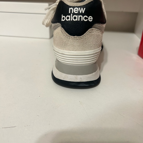 New Balance 574 “White Navy Gum” - Picture 3 of 5